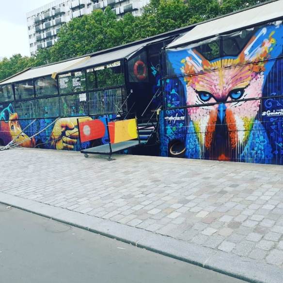 …arrivé en France…